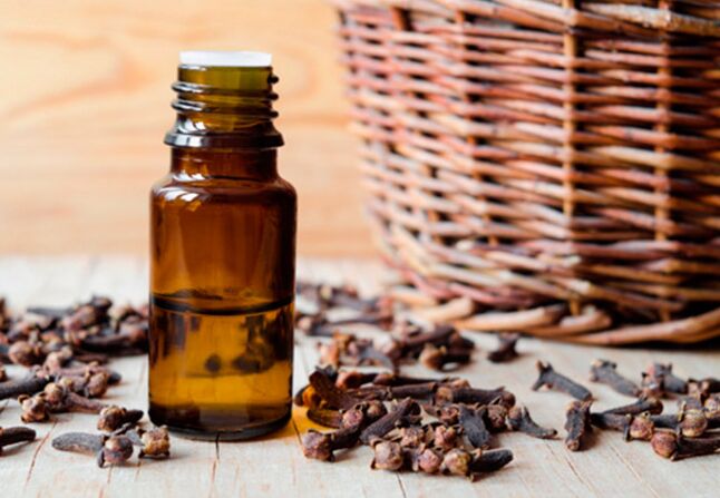 Guias de aromaterapia favorecem o óleo de botão de cravo